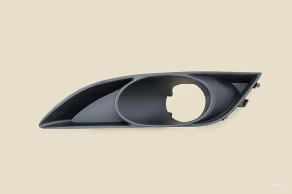 Заглушка под туманку левая Toyota Auris 06-10 (Тайвань)